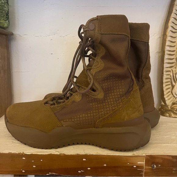 NEW Nike SFB B1 Tactical Military Boots DD0007-900 Size 6 Coyote Brown - Picture 6 of 8